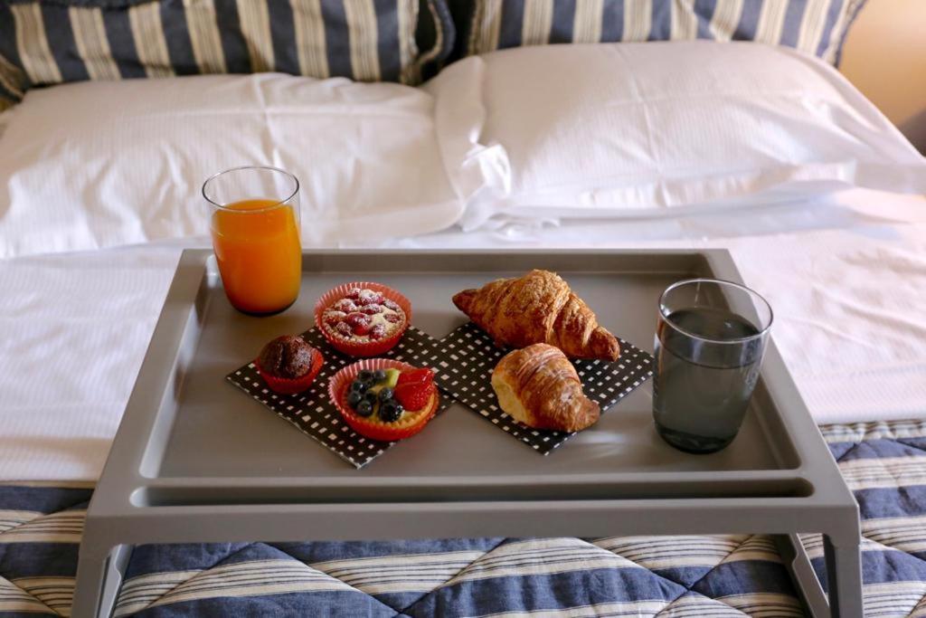 Prince'S Suite - Luxury Rooms Рим Екстер'єр фото